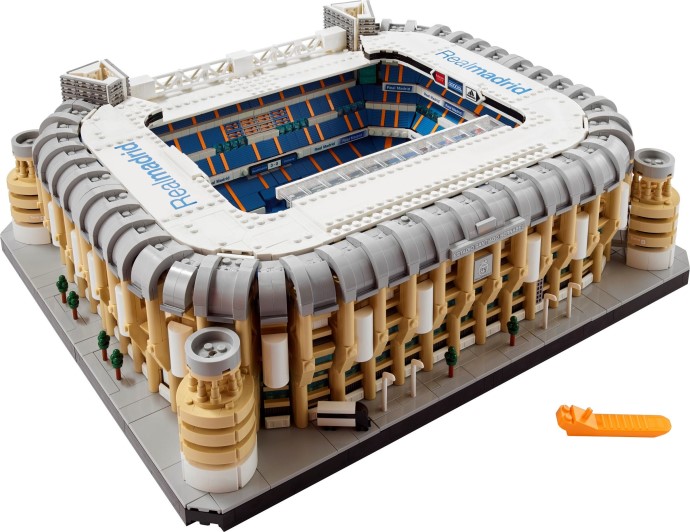 LEGO Real Madrid – Santiago Bernabéu Stadium (#10299) box