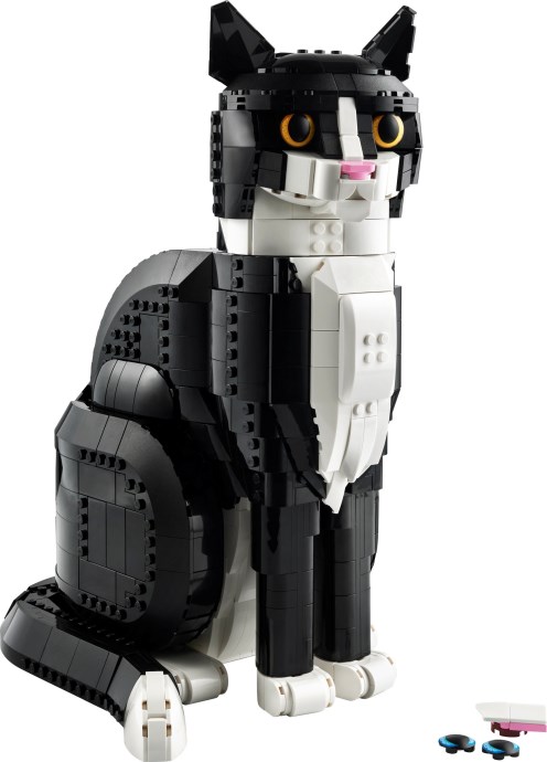 LEGO Tuxedo Cat (#21349) box